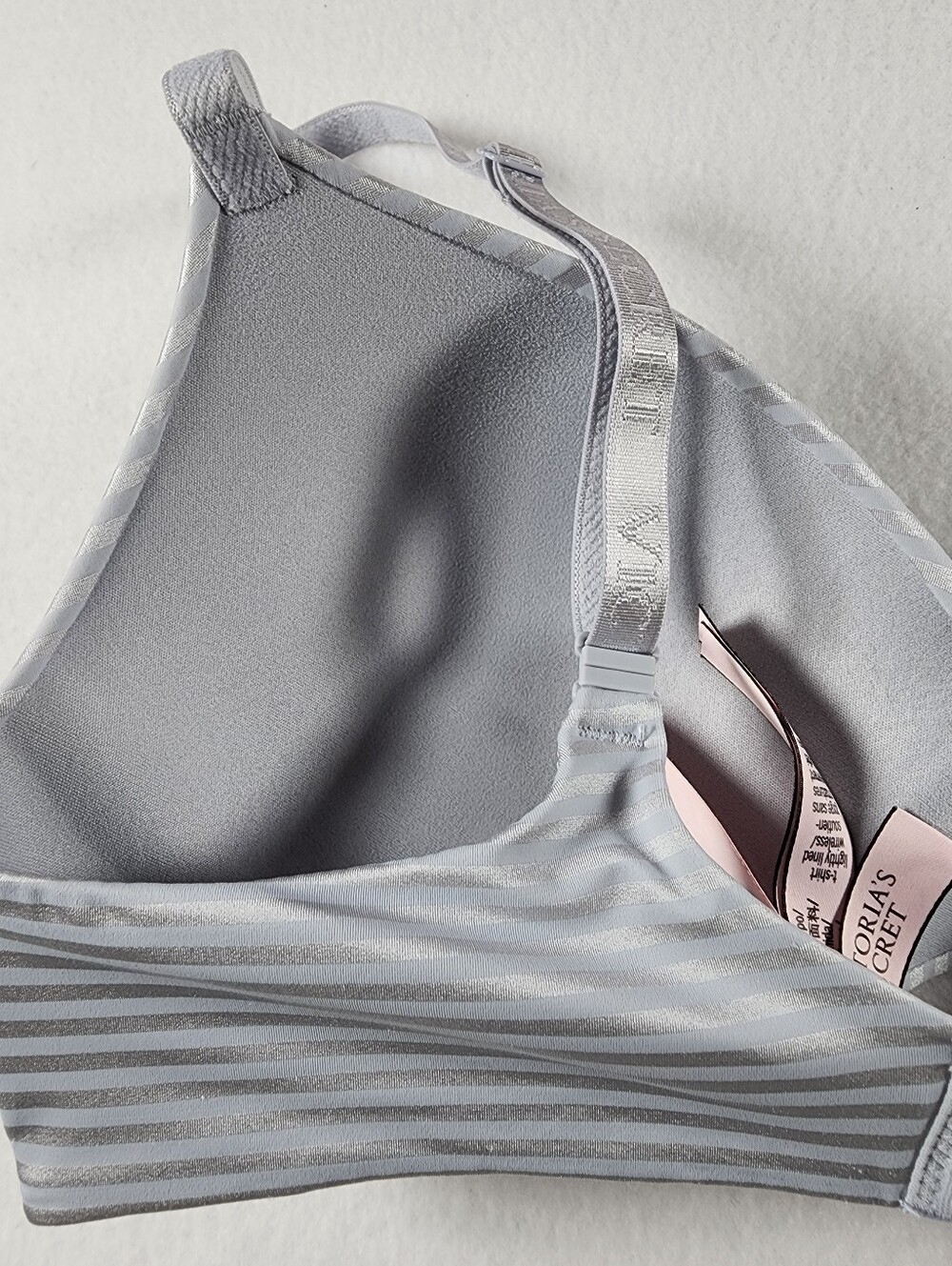 Victoria’s Secret 34D Wireless T-Shirt Bra Silver Metallic Stripe - Picture 8 of 15